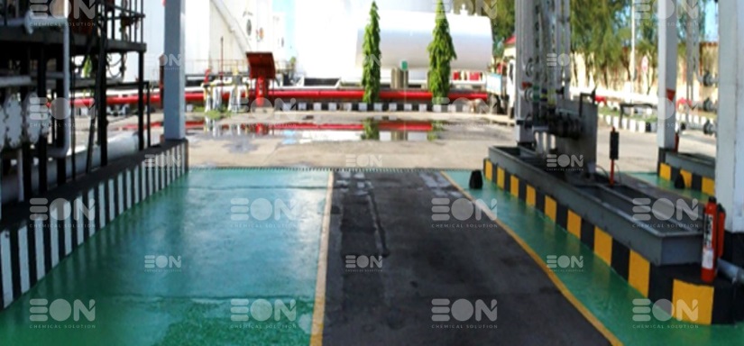 Cat marka jalan yang bagus