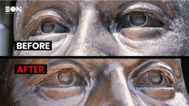 Aplikasi cat metal clear permanen coating untuk patung