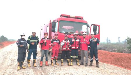 Penanganan Karhutla di Kalimantan oleh tim Eon Penanganan Karhutla di Kalimantan oleh tim Eon